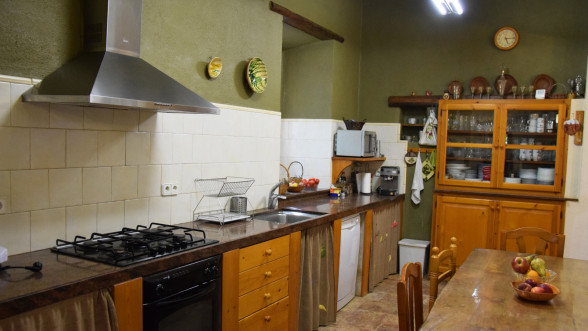 Cocina a disposición de los clientes cuando se alquila la casa entera  - Foto: e-naxian.com